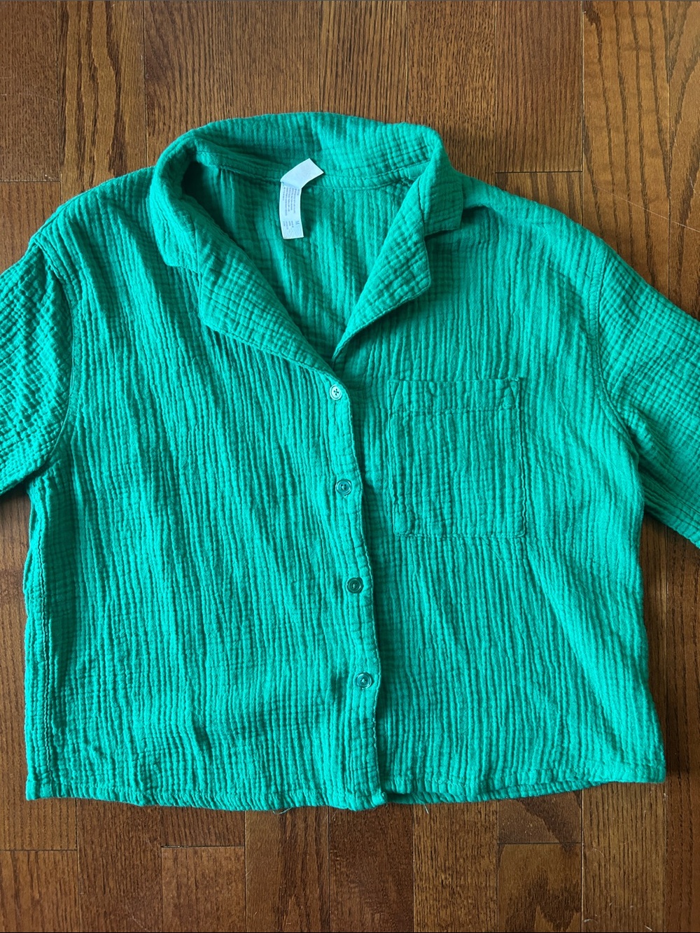 Stars Above Women's Green Cotton Button-Front Top